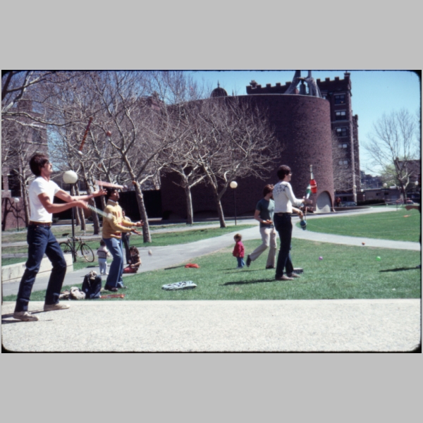 1977-05-03-mitjugglingclub.jpg