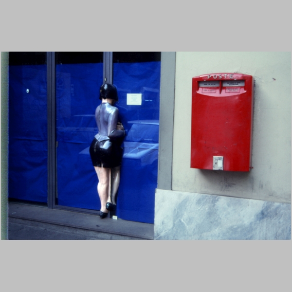 EUR1-27-01.jpg