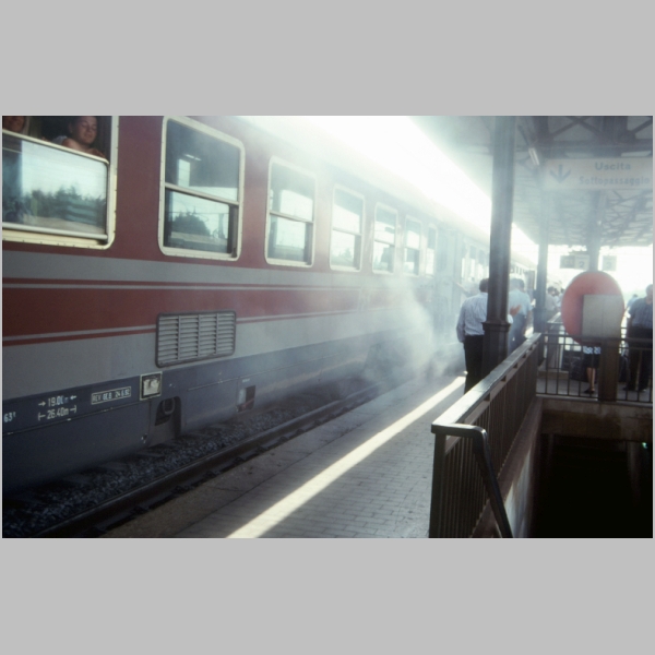 EUR1-27-20.jpg