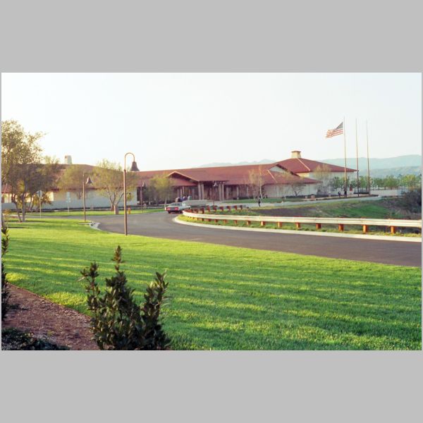 1992-0504-05.jpg
