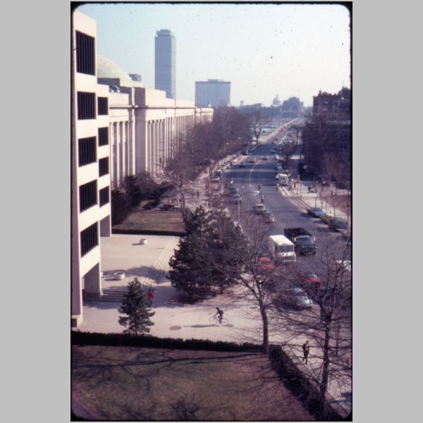 1977-04-00-mass-ave-mitroofview.jpg