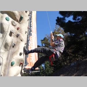 20141025-063-MeClimbingDown.JPG