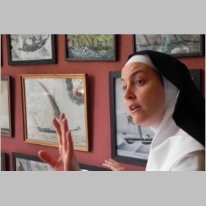 0930-2010-0930-500-Nun.JPG